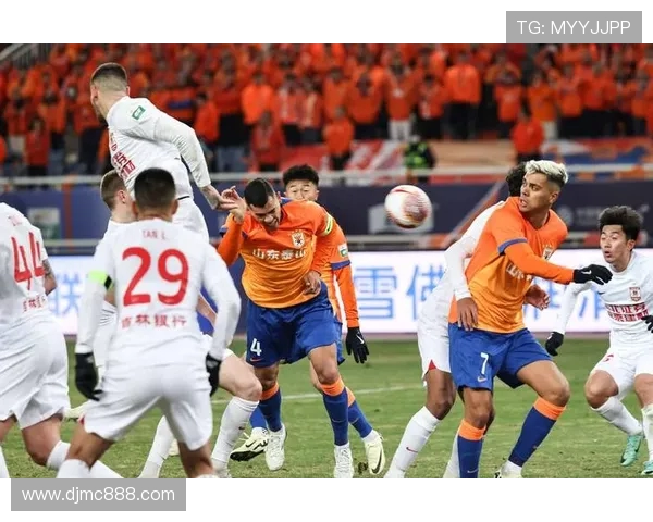 一方与长春的激烈对决结果揭晓球迷们的期待与失落交织在一起