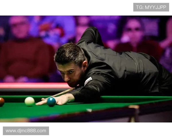 京多安的足球之路:从默默无闻到世界舞台的璀璨明星